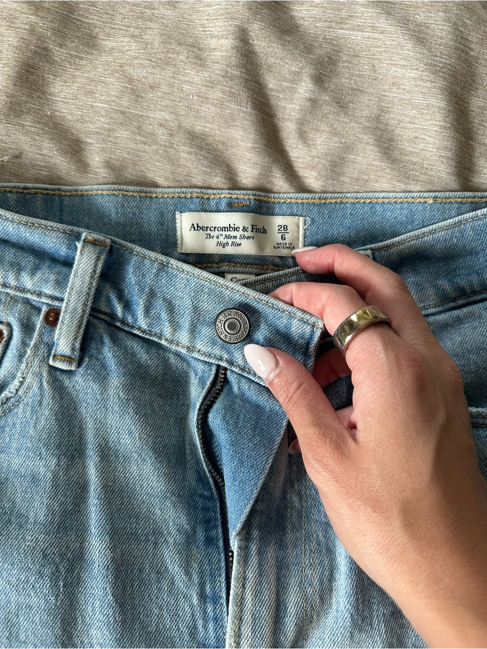 Abercrombie Curve Love denim shorts - Picture 4 of 12